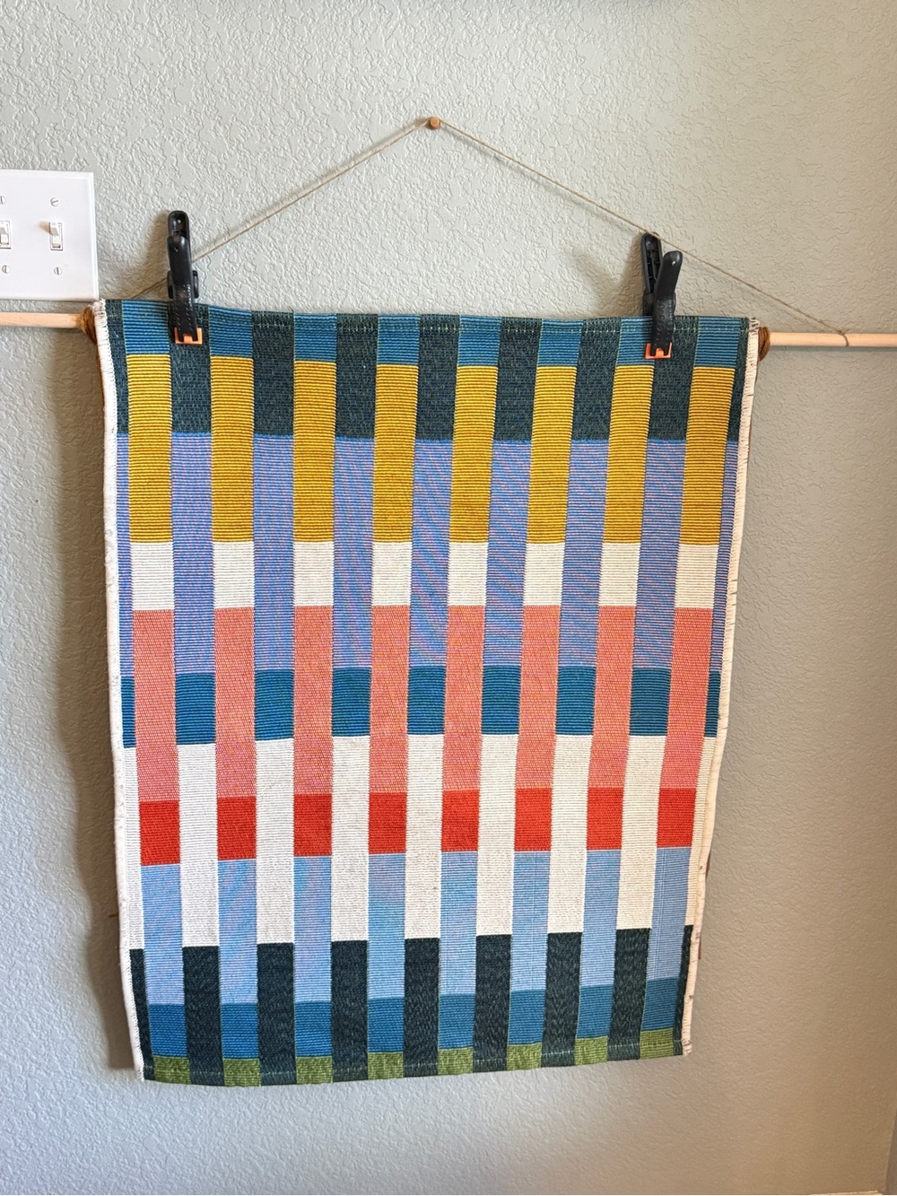 Beautiful Modern Handwoven Style Rug - Picture 3 of 5